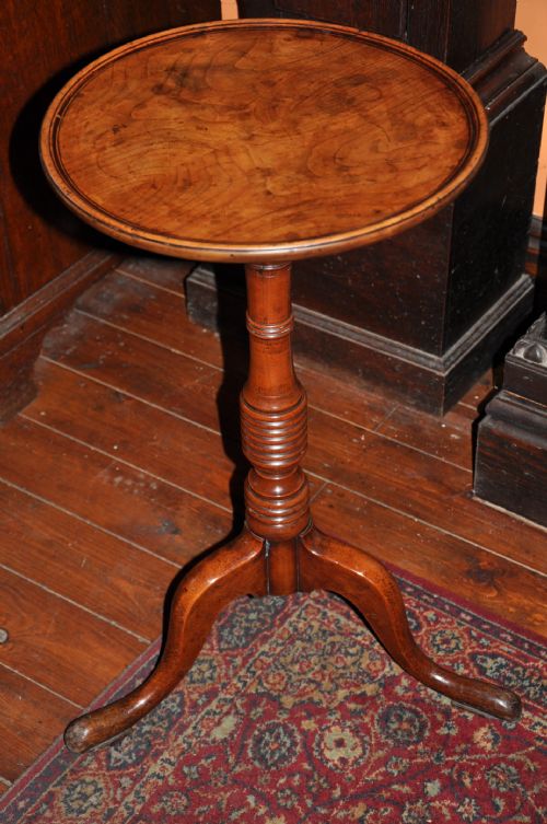 CHERRY WOOD TRIPOD TABLE - ADDITIONAL PHOTO 2