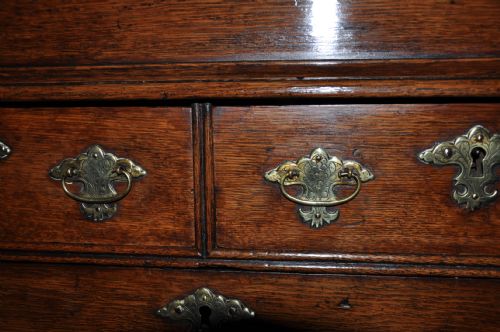SMALL OAK BUREAU - ADDITIONAL PHOTO 4
