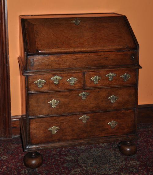 SMALL OAK BUREAU - ADDITIONAL PHOTO 7