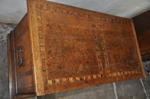 16TH CENTURY NONSUCH CHEST - ADDITIONAL PHOTO 1