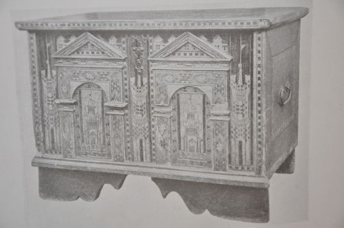 16TH CENTURY NONSUCH CHEST - ADDITIONAL PHOTO 7