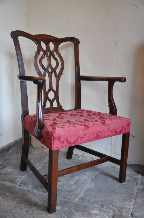 MAHOGANY CHIPPENDALE ARMCHAIR - ADDITIONAL PHOTO 1