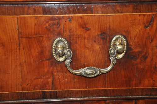 18TH CENTURY YEW WOOD BUREAU - ADDITIONAL PHOTO 4