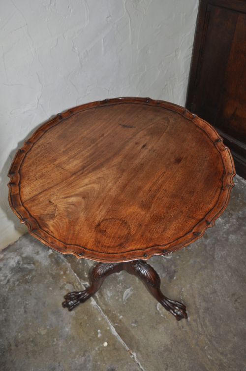 18TH CENTURY TRIPOD TABLE - ADDITIONAL PHOTO 1