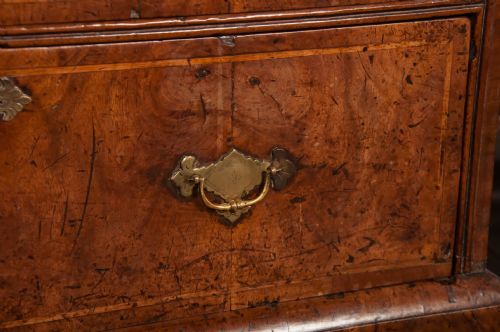 QUEEN ANN WALNUT BUREAU - ADDITIONAL PHOTO 5