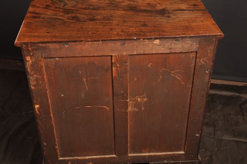 SMALL 18TH CENTURY MAHOGANY CHEST OF DRAWERS - ADDITIONAL PHOTO 8