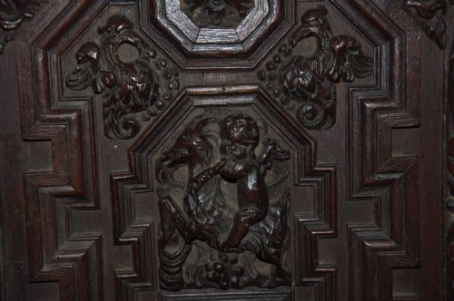 EARLY 17TH CENTURY CARVED DOOR - ADDITIONAL PHOTO 1
