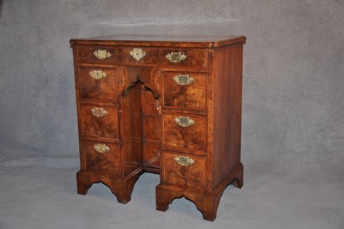 queen ann walnut kneehole desk - CATEGORY: ANTIQUE DESKS - DATED 1700