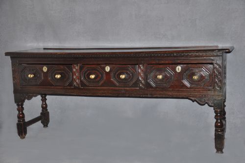 17th century oak dresser base - CATEGORY: ANTIQUE SIDEBOARDS - DATED BEFORE 1700