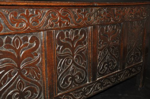17TH CENTURY ENGLISH OAK COFFER17TH CENTURY CARVED OAK COFFER - ADDITIONAL PHOTO 4
