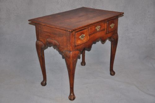 EARLY 18TH CENTURY OAK LOWBOY - ADDITIONAL PHOTO 7