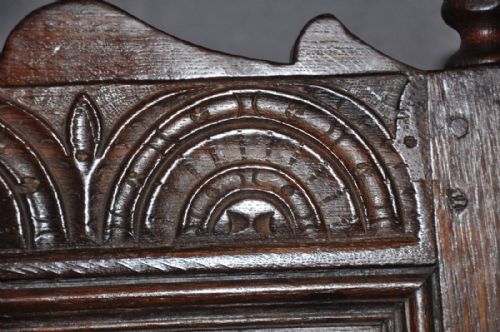 17TH CENTURY OAK WAINSCOT CHAIR - ADDITIONAL PHOTO 3