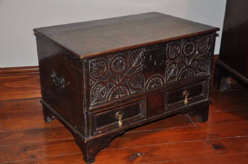 17th century miniature mule coffer - CATEGORY: ANTIQUE CHESTS - DATED 17TH CENTURY