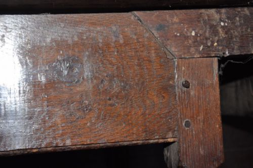 LARGE EARLY 18TH CENTURY OAK GATELEG TABLE - ADDITIONAL PHOTO 6