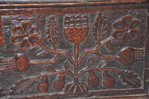 17TH CENTURY SCOTTISH OAK BIBLE BOX - ADDITIONAL PHOTO 4
