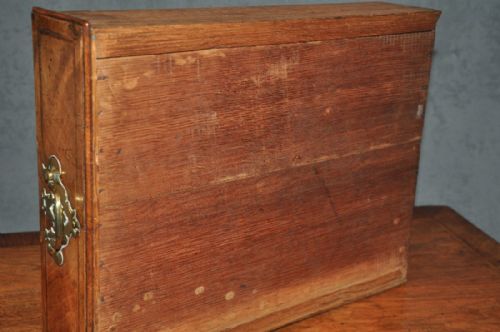 18TH CENTURY WALNUT LOWBOY - ADDITIONAL PHOTO 7