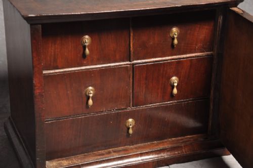 RARE 17TH CENTURY WALNUT CABINET - ADDITIONAL PHOTO 3