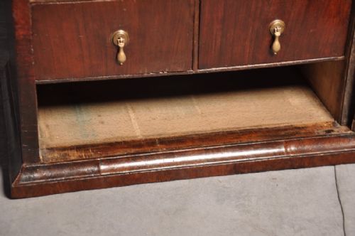 RARE 17TH CENTURY WALNUT CABINET - ADDITIONAL PHOTO 7