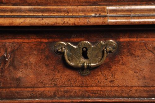 QUEEN ANN WALNUT BUREAU - ADDITIONAL PHOTO 7