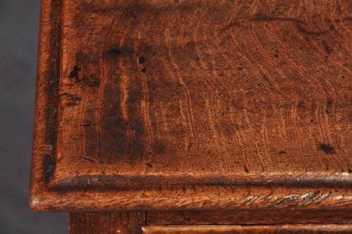 18TH CENTURY OAK LOWBOY - ADDITIONAL PHOTO 4