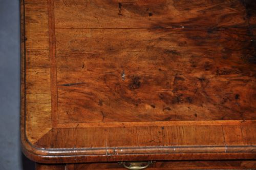 18TH CENTURY WALNUT LOWBOY - ADDITIONAL PHOTO 2