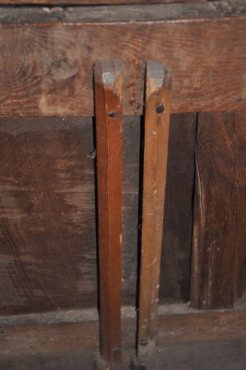 17TH CENTURY PANELED OAK COFFER - ADDITIONAL PHOTO 2