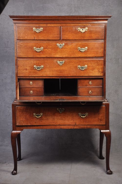 FINE 18TH CENTURY OAK SECRETAIRE CHEST ON STAND - ADDITIONAL PHOTO 2