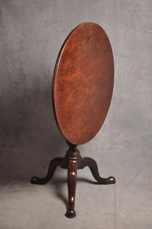 18TH CENTURY MAHOGANY TRIPOD TABLE - ADDITIONAL PHOTO 1
