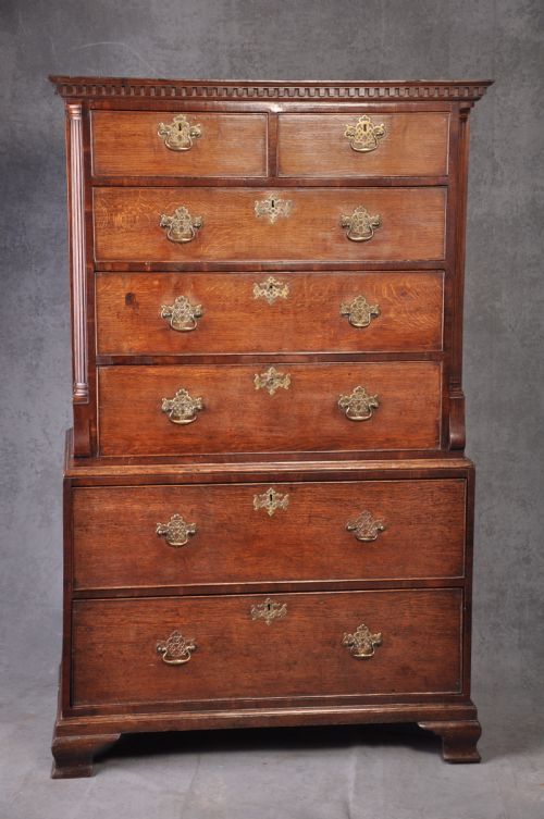 18TH CENTURY OAK SECRETAIRE TALLBOY OF SMALL PROPORTIONS - ADDITIONAL PHOTO 6