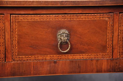 FINE LATE 18TH CENTURY MAHOGANY SIDE TABLE - ADDITIONAL PHOTO 2