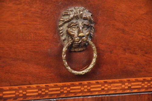 FINE LATE 18TH CENTURY MAHOGANY SIDE TABLE - ADDITIONAL PHOTO 4