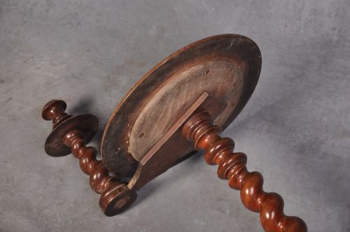 WALNUT TABLE WITH CANDLE HOLDER - ADDITIONAL PHOTO 6