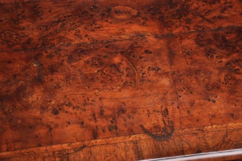 EARLY 18TH CENTURY BURR YEW WOOD LOWBOY - ADDITIONAL PHOTO 2