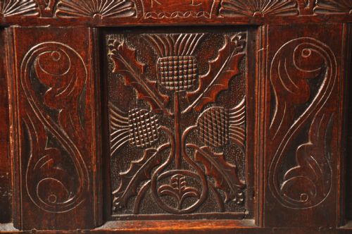 17TH CENTURY OAK COFFER - ADDITIONAL PHOTO 1