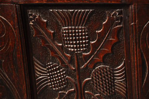17TH CENTURY OAK COFFER - ADDITIONAL PHOTO 3