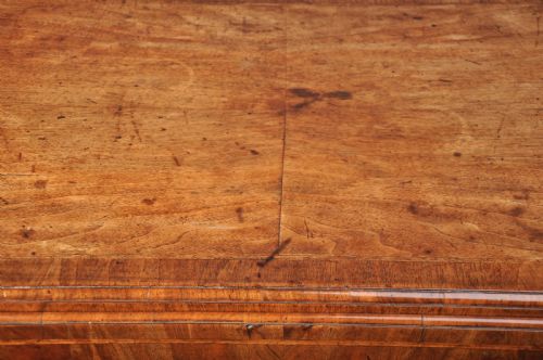 EARLY 18TH CENTURY WALNUT LOWBOY - ADDITIONAL PHOTO 3
