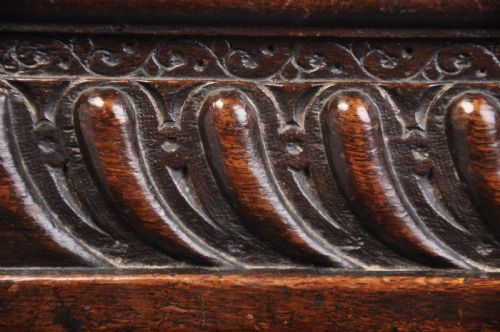 17TH CENTURY OAK COFFER - ADDITIONAL PHOTO 12
