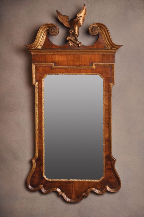 george ii walnut parcel gilt mirror - CATEGORY: ANTIQUE MIRRORS - DATED 18TH CENTURY