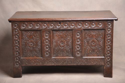 17TH CENTURY WEST COUNTRY COFFER - ADDITIONAL PHOTO 8