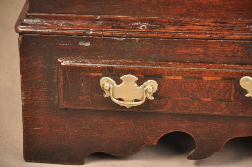 EARLY 18TH CENTURY WELSH OAK COFFER BACH - ADDITIONAL PHOTO 4