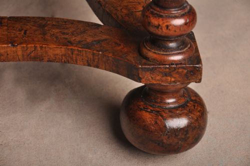 17TH CENTURY MULBERRY CHEST ON STAND - ADDITIONAL PHOTO 3