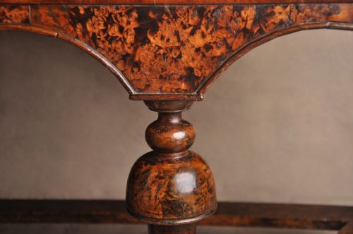 17TH CENTURY MULBERRY CHEST ON STAND - ADDITIONAL PHOTO 10