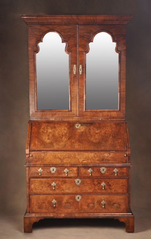 queen anne walnut bureau cabinet - CATEGORY: ANTIQUE BUREAU - DATED 18TH CENTURY