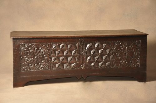 early 16th century oak chest - CATEGORY: ANTIQUE CHESTS - DATED BEFORE 1700