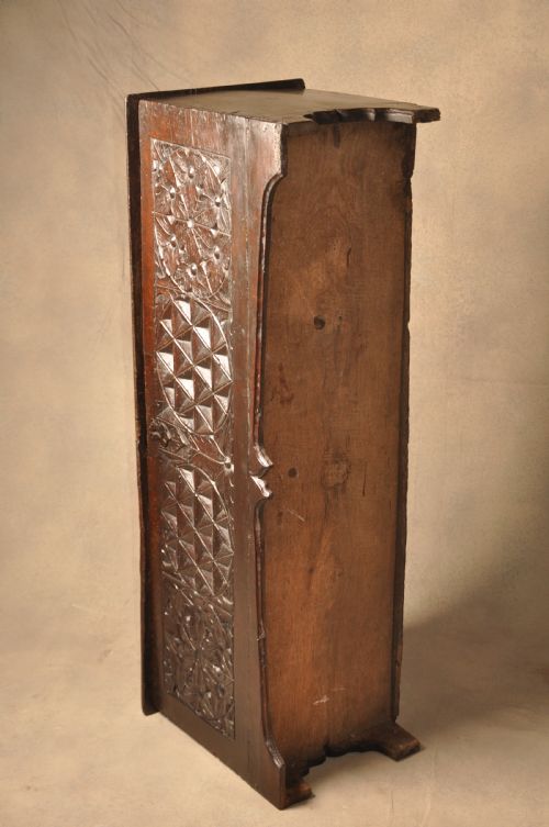 EARLY 16TH CENTURY OAK CHEST - ADDITIONAL PHOTO 3