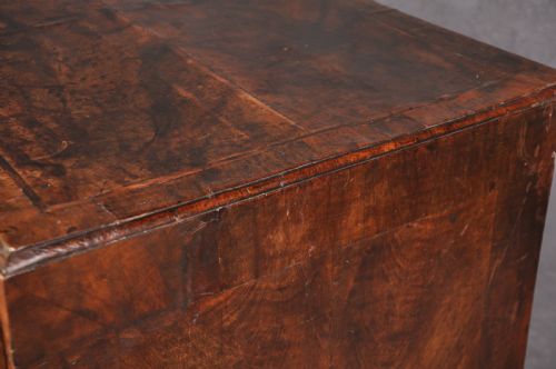 GEORGE I WALNUT KNEEHOLE DESK - ADDITIONAL PHOTO 6