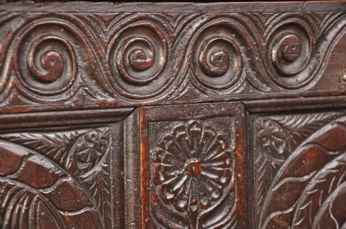 17TH CENTURY YORKSHIRE COFFER - ADDITIONAL PHOTO 7