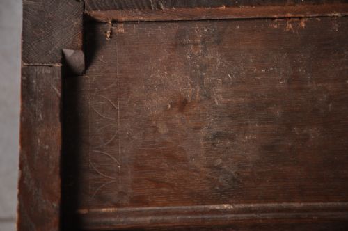 EARLY 17TH CENTURY ARCADED OAK COFFER - ADDITIONAL PHOTO 12