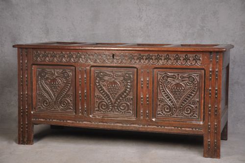 17th century panelled oak coffer - CATEGORY: ANTIQUE CHESTS - DATED 17TH CENTURY