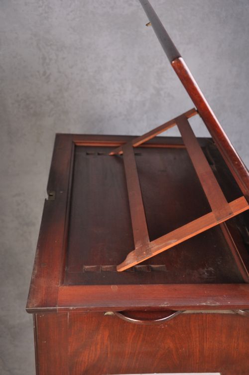 FINE 18TH CENTURY MAHOGANY ARCHITECT'S TABLE - ADDITIONAL PHOTO 6